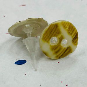 Vintage seashell earrings